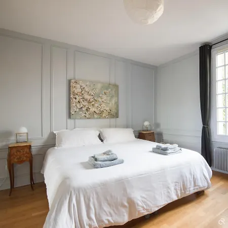 Trianon Versailles Oda ve Kahvaltı Le Chesnay (Yvelines)