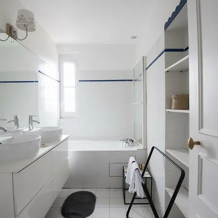 Trianon Versailles 3*